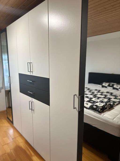 Gemuetliche 2 Zimmer Wohnung Bad Hersfeld Exteriér fotografie
